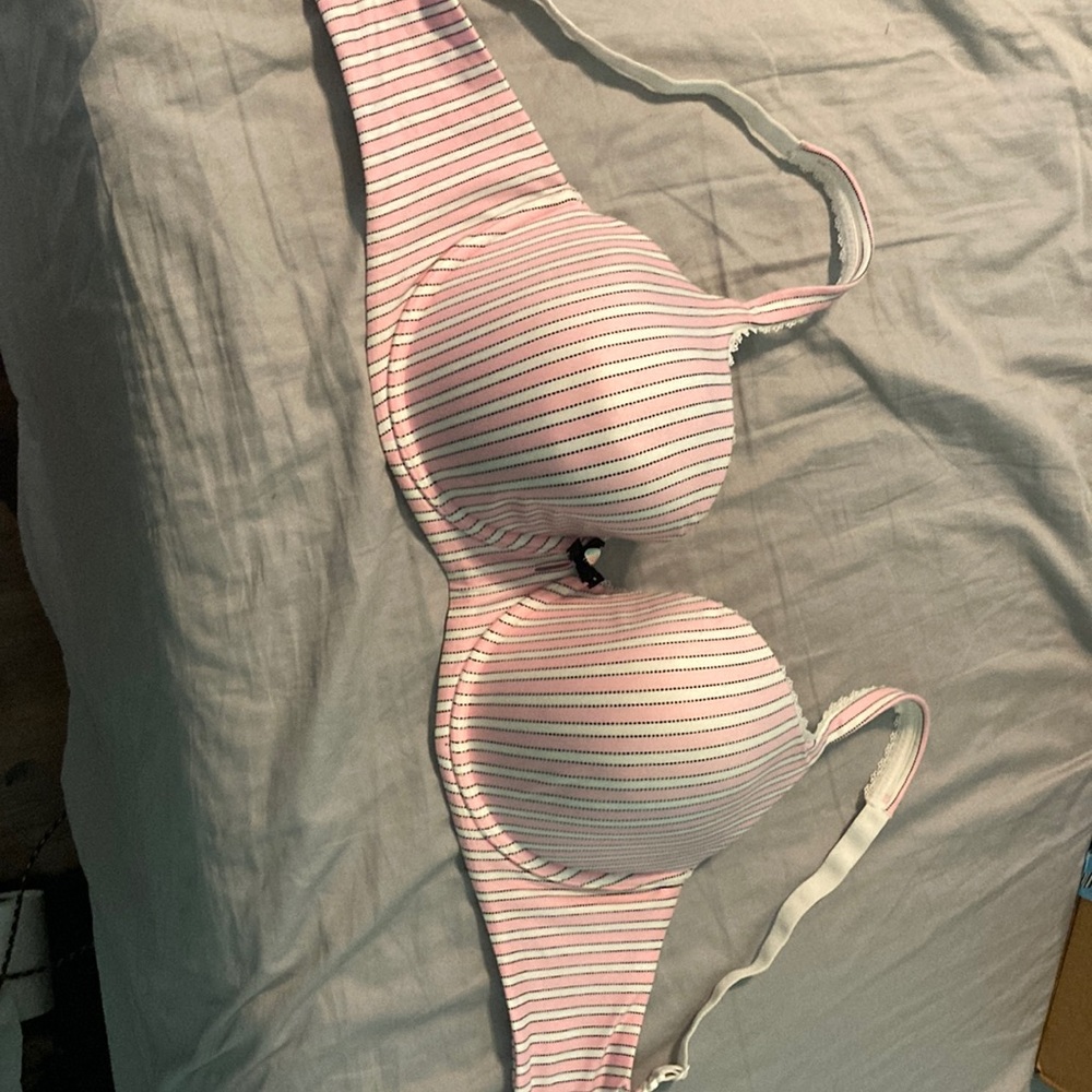 Victoria”s Secret Body by Victoria Demi bra